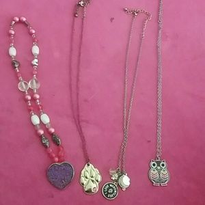 Accessories - Necklaces Accessories - Necklaces
